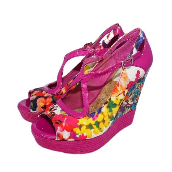Gianni Bini Floral Peep-Toe Platform Wedges, Size - Picture 1 of 12